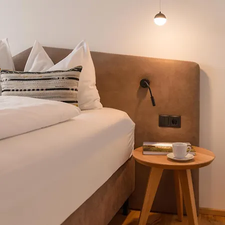 Ursprung Apart Otel 4*