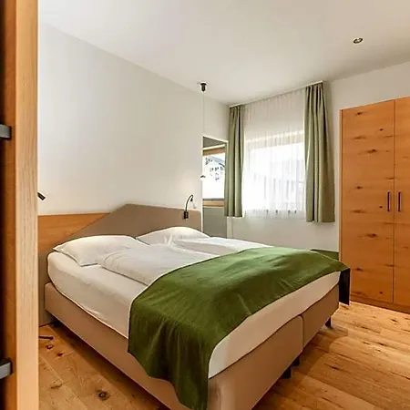 Ursprung 4*