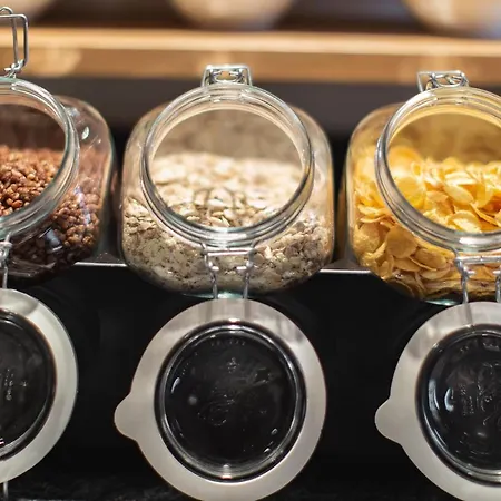 Ursprung 公寓式酒店 4*