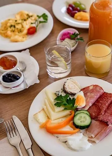 Ursprung 4* سخلادميخ