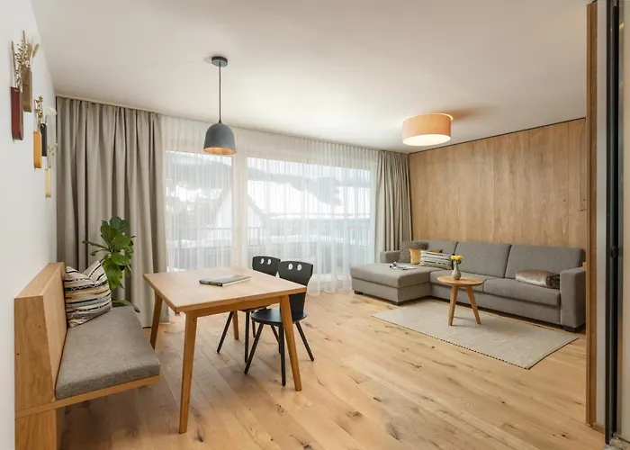 Ursprung سخلادميخ